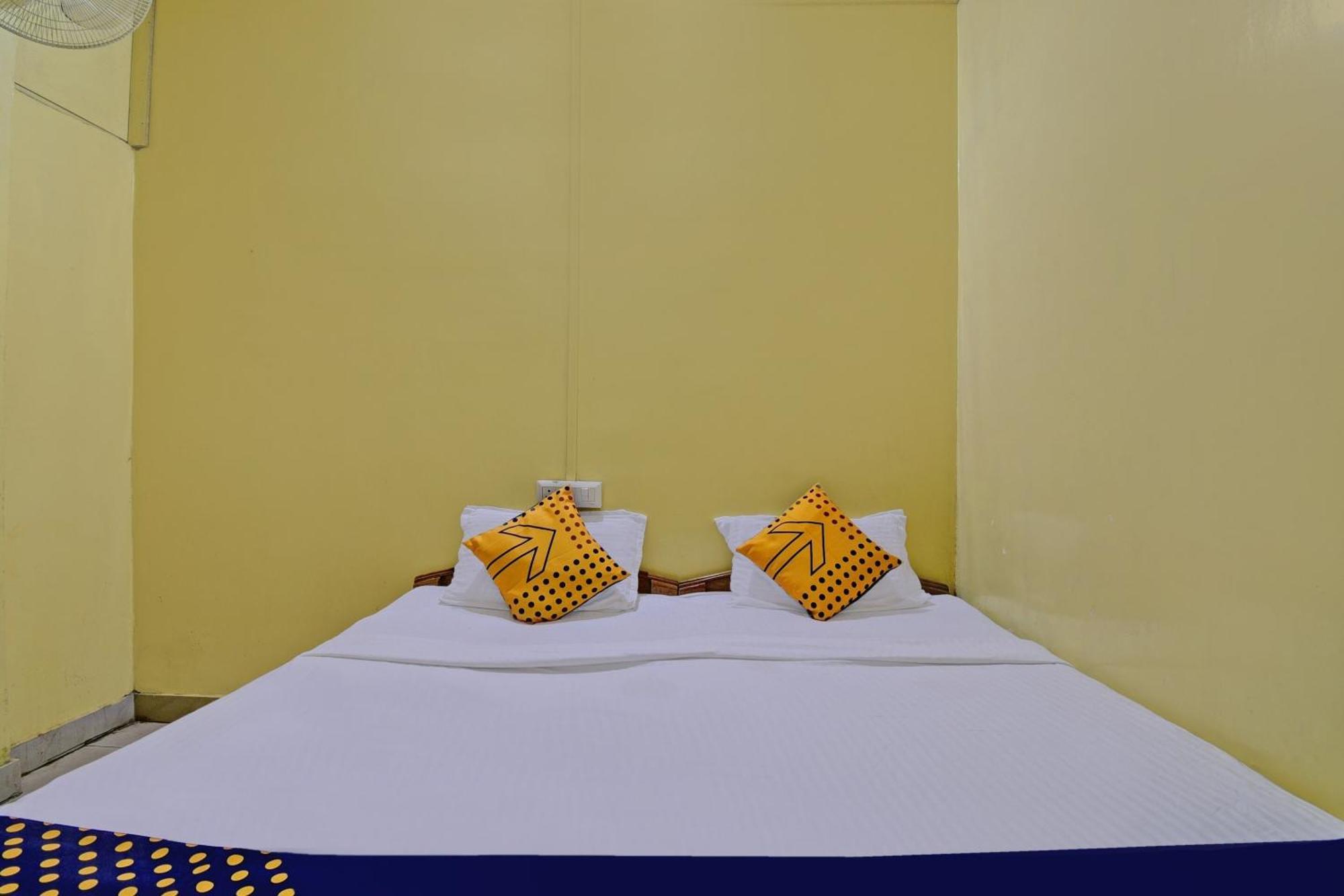 SPOT ON 7159 Thank You Lodge nac Dispur Exterior foto